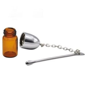 Snuff Bottle with Spoon